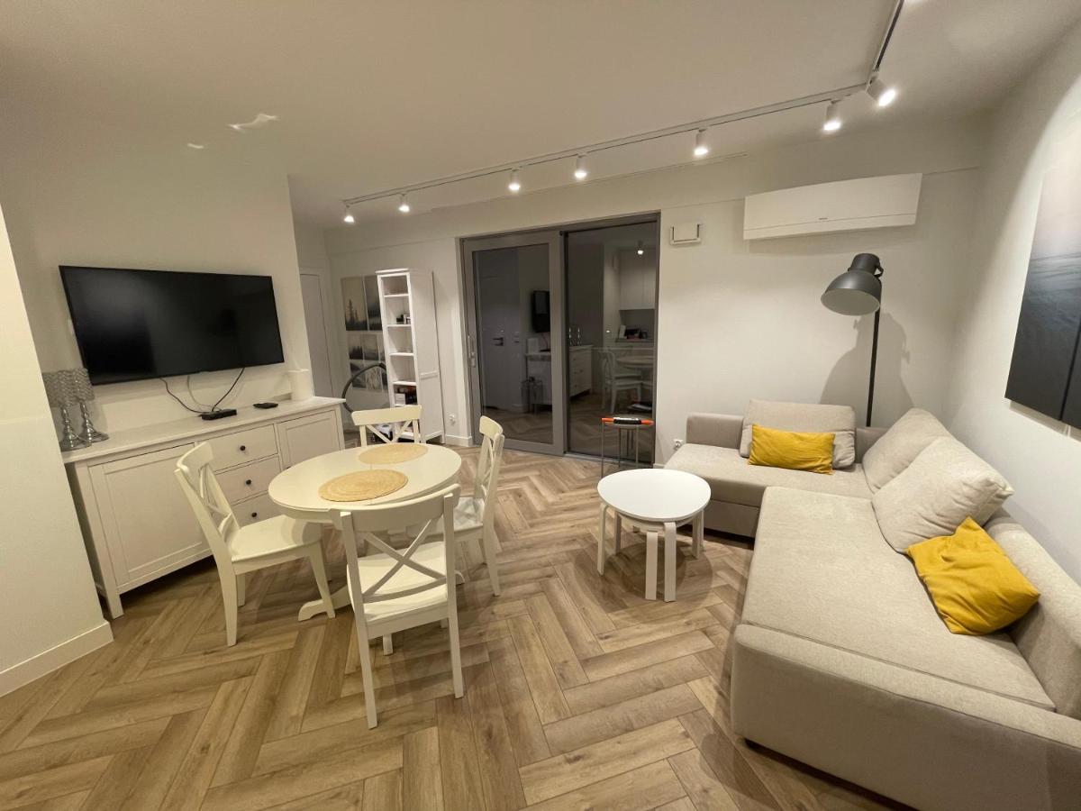Balticus Apartament 2 Pokoje, 5-Pietro, Klimatyzacja, Widok Na Morze, Duzy Balkon, Garaz, Internet Lägenhet Miedzyzdroje Exteriör bild